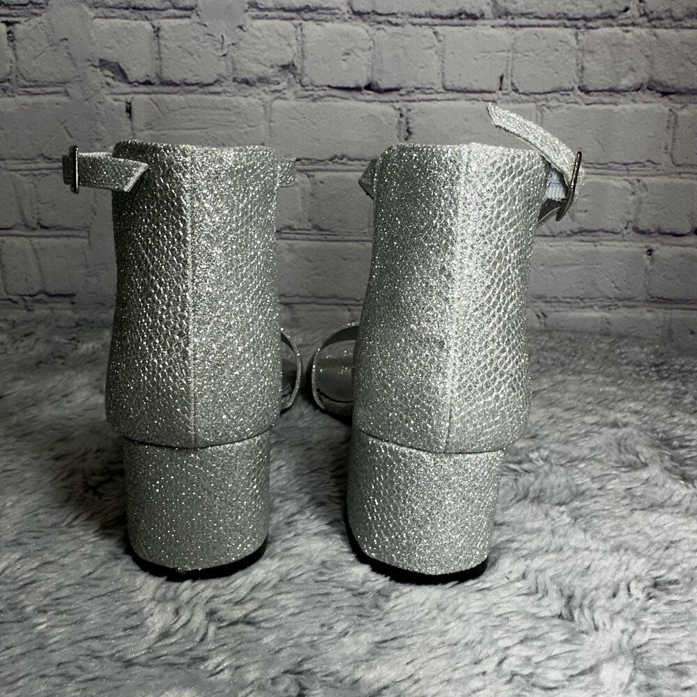 London Fog Nikki Silver Glitter Ankle Strap Block Heels 6.5M Bling Pumps Wedding - Picture 6 of 9